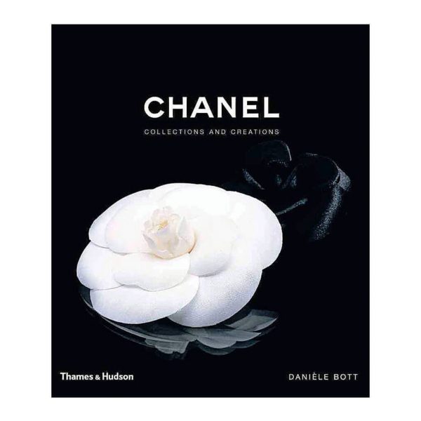 CHANEL- COLLECTIONS & CREATIONS H:B Styling Book